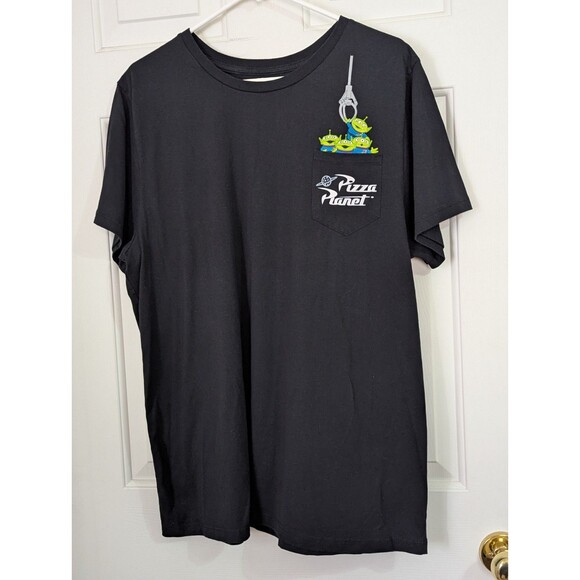 Disney Pixar Toy Story T-Shirt Adult 2XL Black S/S Pizza Planet Aliens The Claw - Picture 1 of 4